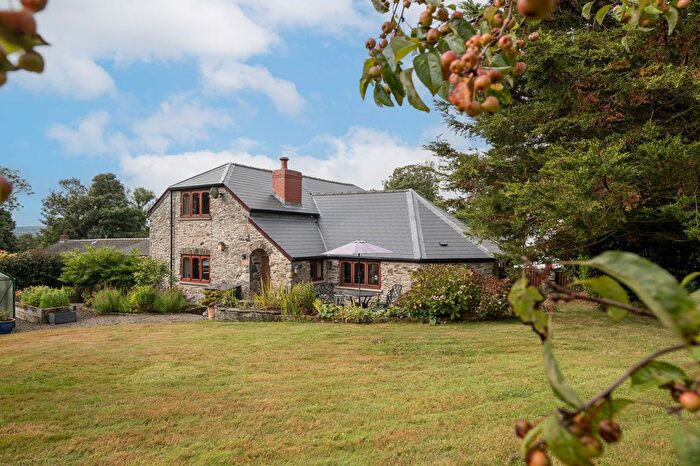 3 Bedroom End Of Terrace House For Sale In Castlemorris, Llangloffan Farm, SA62