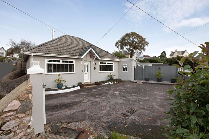 2 Bedroom Detached Bungalow For Sale In Ferndale Road, Teignmouth, TQ14