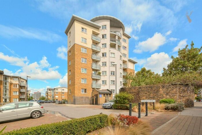 2 Bedroom Flat For Sale In Pancras Way, Bow, E3