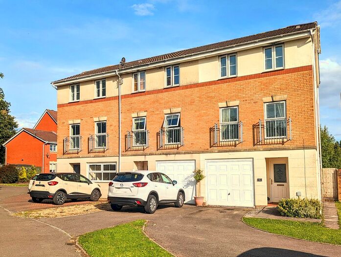 3 Bedroom Town House To Rent In Clos Springfield, Talbot Green, Pontyclun, CF72