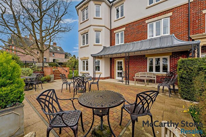 2 Bedroom Flat For Sale In Horsley Place, High Street, Cranbrook, Kent, TN17