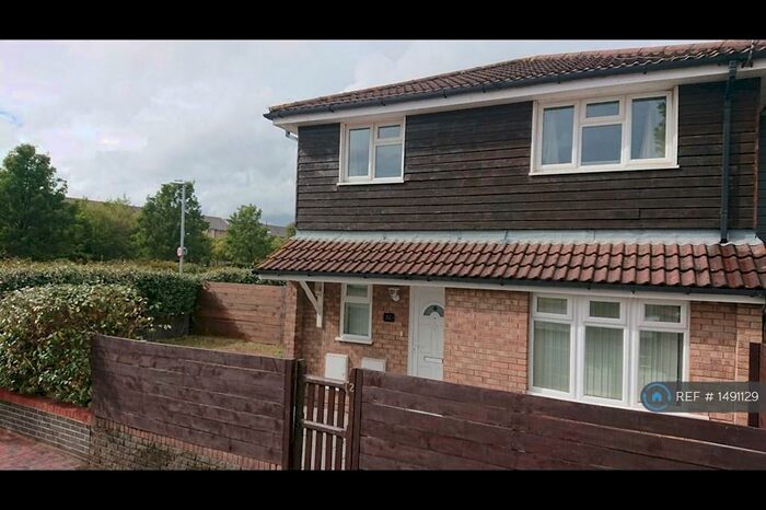 2 Bedroom End Of Terrace House To Rent In Newby Court, Cardiff, CF10