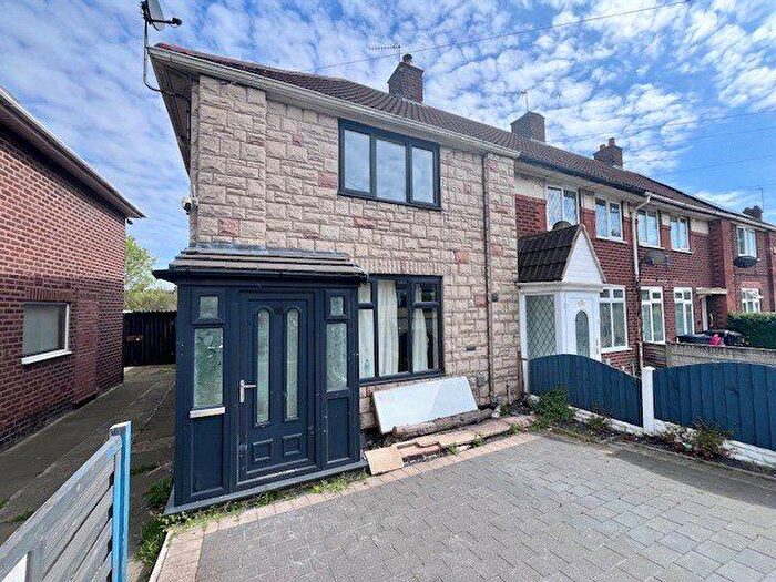 3 Bedroom End Terrace House For Sale In Gressel Lane, Birmingham, West Midlands, B33
