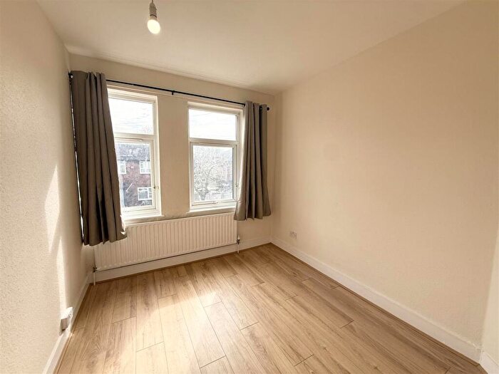 4 Bedroom Terraced House To Rent In Manor Road, London, N17