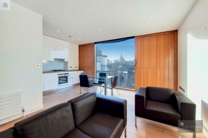 2 Bedroom Detached House To Rent In The Brewery, Romford, London, RM1