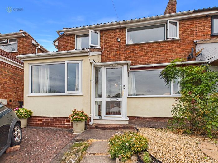 3 Bedroom Semi Detached House For Sale In Mayland Drive, Sutton Coldfield, B74