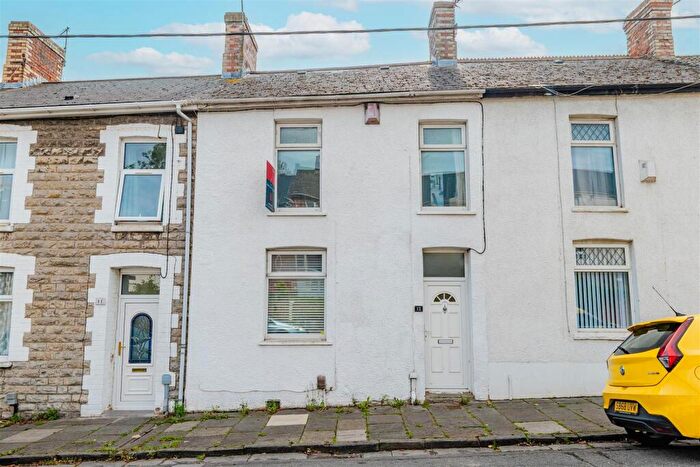 3 Bedroom Terraced House For Sale In Treharne Road, Barry, CF63