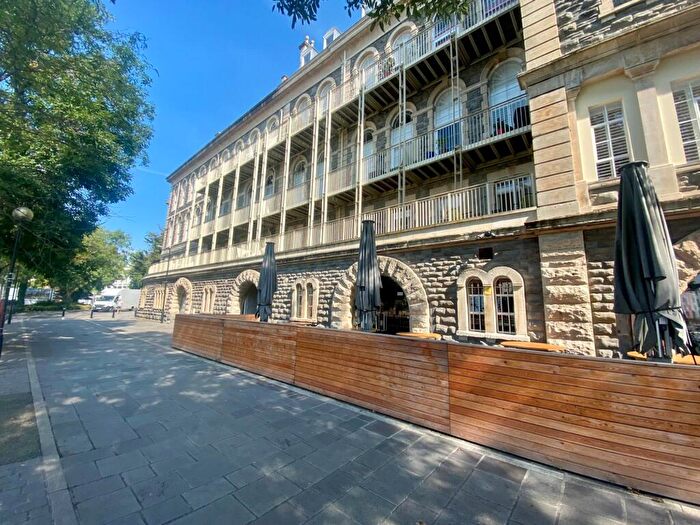 2 Bedroom Apartment To Rent In City Centre, The General, BS1