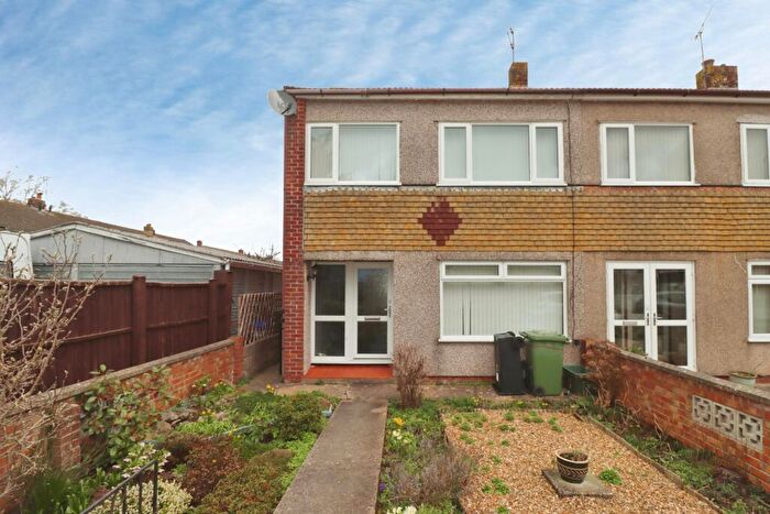 3 Bedroom End Of Terrace House For Sale In Colesborne Close, Yate, Bristol, BS37