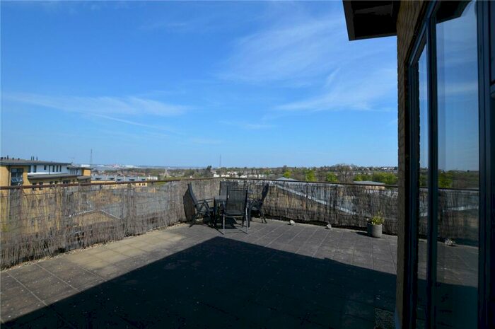 2 Bedroom Apartment To Rent In Park Lane, Waterstone Park, Greenhithe, Kent, DA9