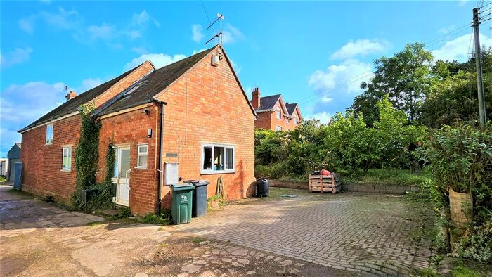 3 Bedroom Barn Conversion For Sale In The Barn At Heath Grange Farm, Lower Broadheath, Worcester, WR2