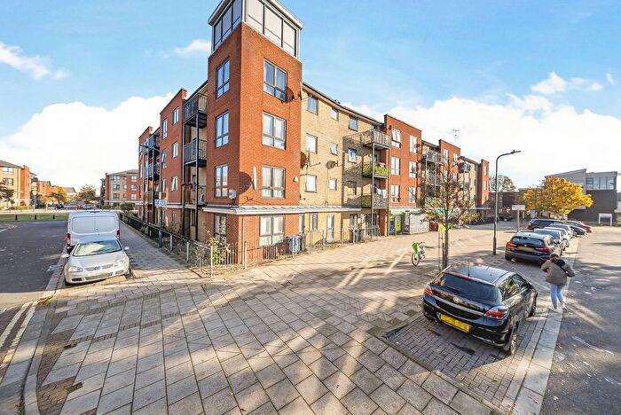 2 Bedroom Flat To Rent In Hirst Crescent, North Wembley, Wembley, HA9