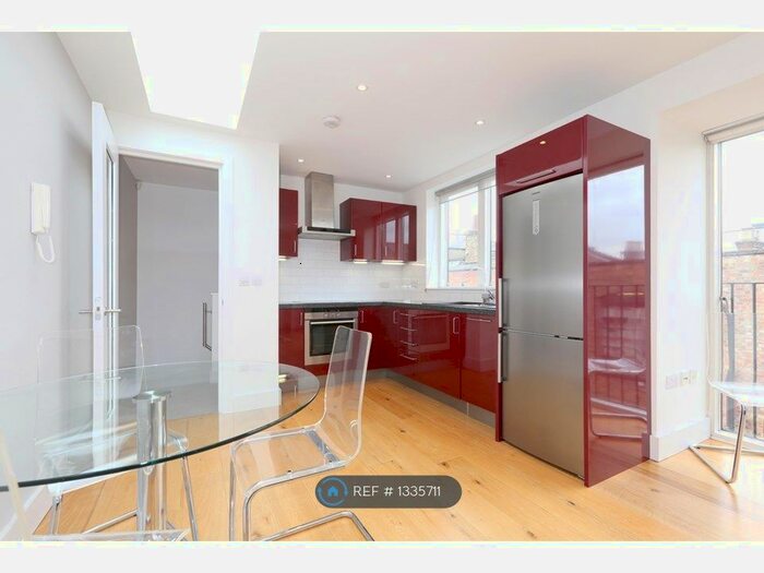 2 Bedroom Semi-Detached House To Rent In Farleigh Place, London, N16