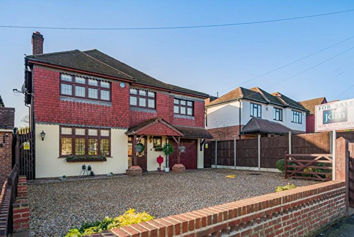 5 Bedroom Detached House For Sale In Riefield Road, London, SE9