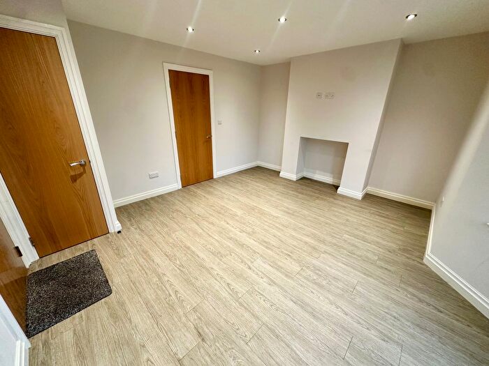 1 Bedroom Flat To Rent In Lismore Road, Sheffield, S8