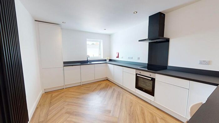 4 Bedroom Flat To Rent In Harvey House, Harvey Street, Lincoln, LN1