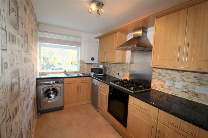2 Bedroom Flat To Rent In Birdhurst Road, South Croydon, CR2
