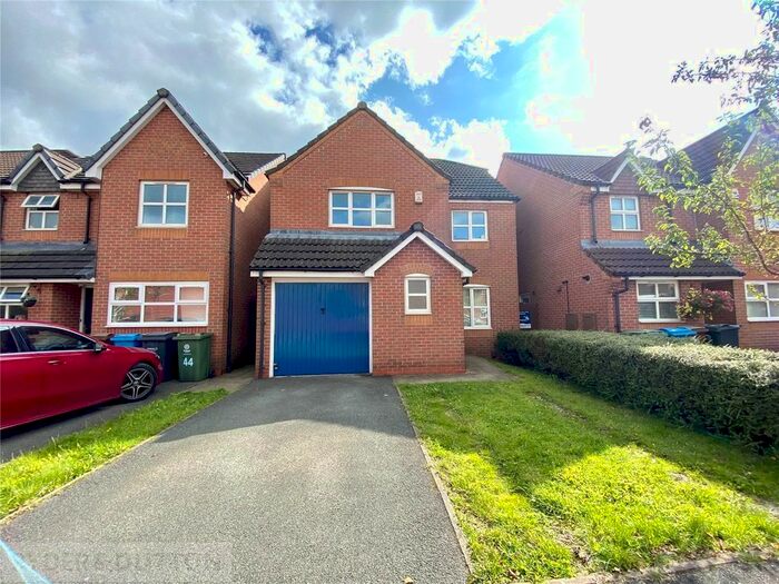 3 Bedroom Detached House To Rent In Mona Road, Chadderton, Oldham, Greater Manchester, OL9