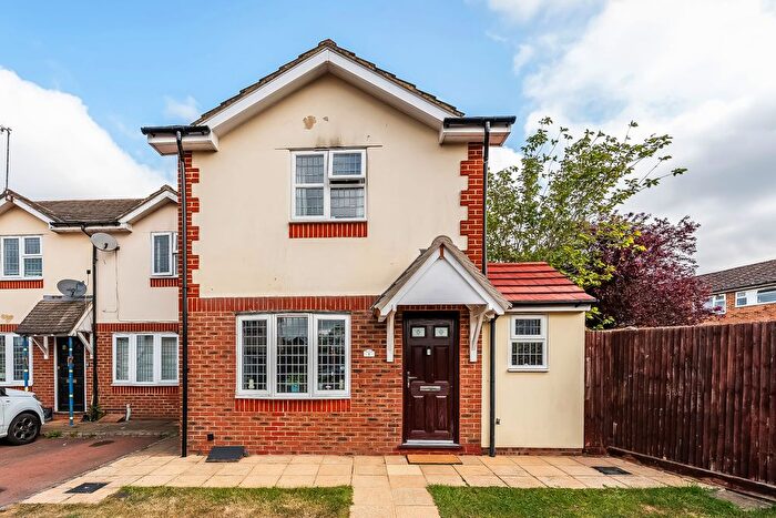 3 Bedroom End Of Terrace House For Sale In Lindley Road, Godstone, Surrey, RH9