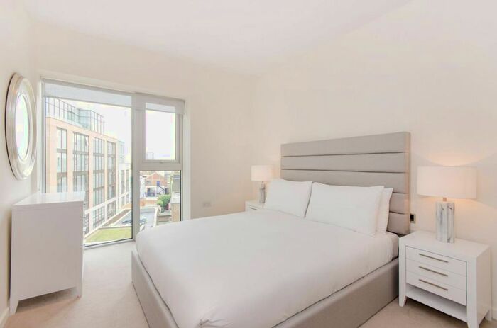 1 Bedroom Flat For Sale In Lillie Square, West Brompton, London, SW6