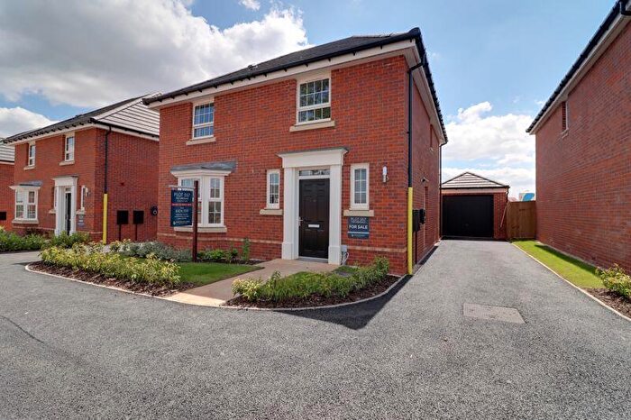 4 Bedroom Detached House For Sale In Meadowsweet Avenue, Beaconside, Stafford, ST16