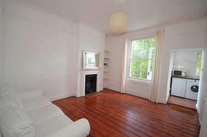 2 Bedroom Flat To Rent In Crouch Hill, N8