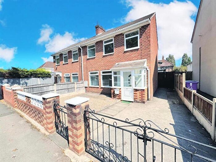 3 Bedroom Semi-Detached House For Sale In Flemington Avenue, Walton, Liverpool, L4