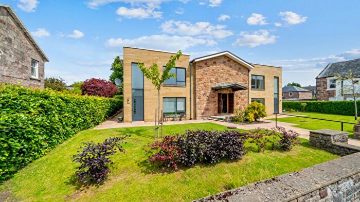 2 Bedroom Flat To Rent In West Princes Street, Flat /, Helensburgh, Argyll And Bute, G84