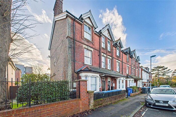 1 Bedroom Apartment For Sale In St. James Road, East Grinstead, West Sussex, RH19