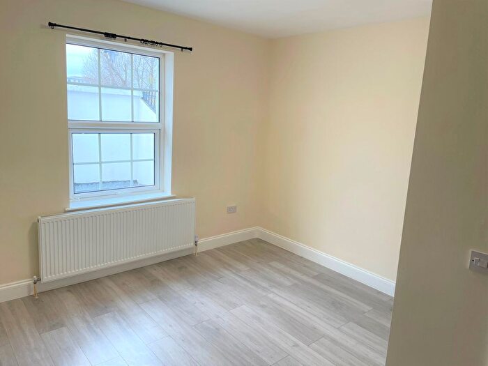 Studio To Rent In Lady Margaret Road, Southall, UB1