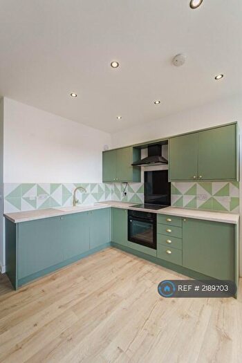 1 Bedroom Flat To Rent In Church Street, Rugby, CV21