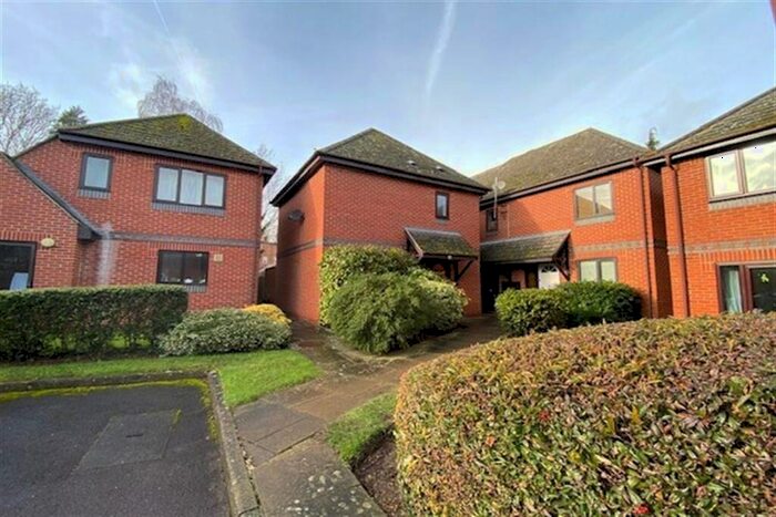 2 Bedroom Detached House To Rent In Woodman Court, Cross Street, Cowley, Oxford, OX4