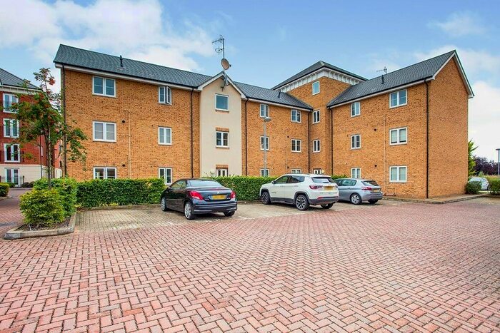 2 Bedroom Flat To Rent In Dodd Road, Watford, WD24