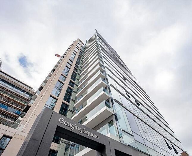 2 Bedroom Apartment To Rent In Gauging Square, London, E1W