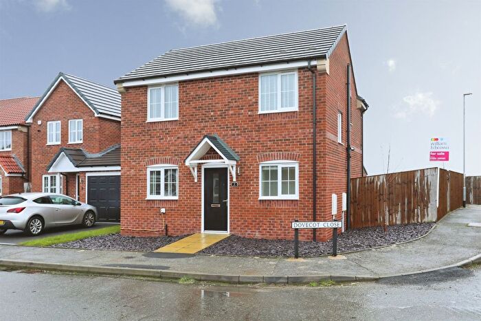 3 Bedroom Detached House For Sale In Dovecot Close, Worksop, S81