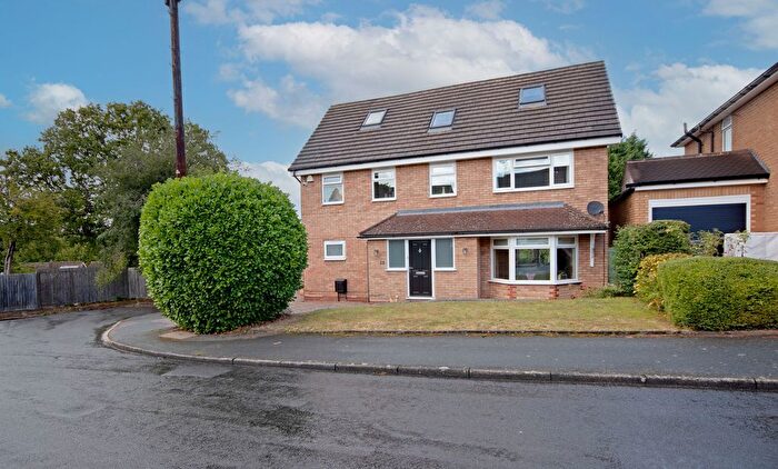 5 Bedroom Detached House For Sale In Carlton Close, Sutton Coldfield, B75