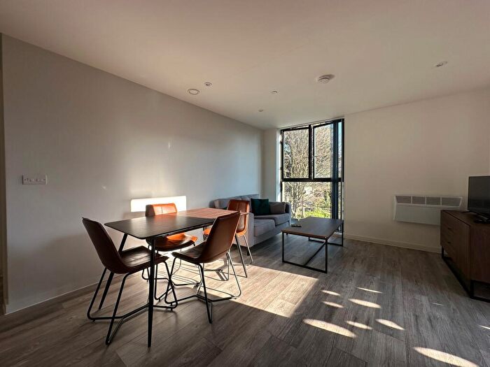 1 Bedroom Flat To Rent In Bevington Bush, Liverpool, L3