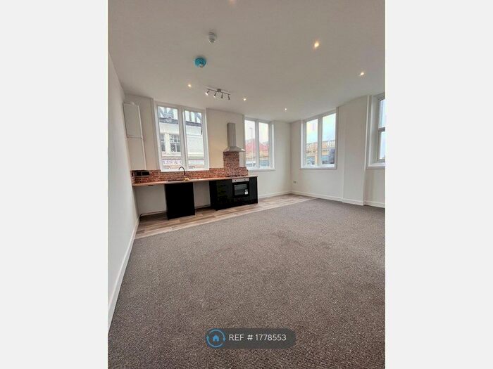 1 Bedroom Flat To Rent In Borough Road, Burton-On-Trent, DE14