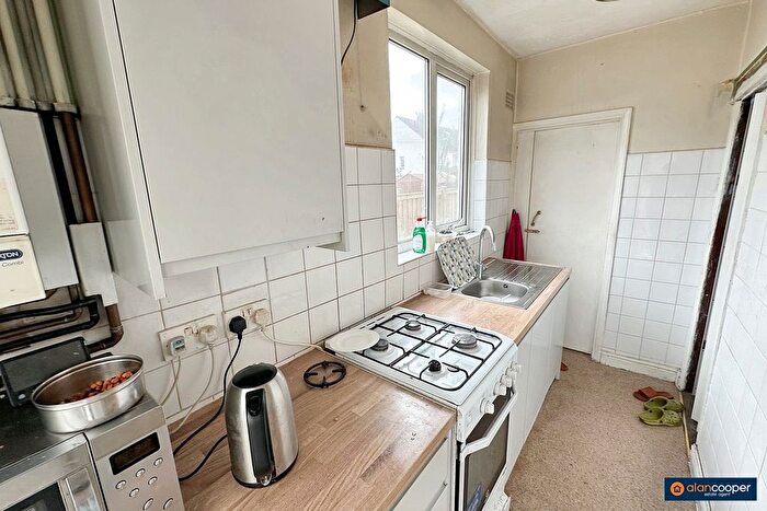 2 Bedroom Semi-Detached House For Sale In Villiers Street, Nuneaton, CV11