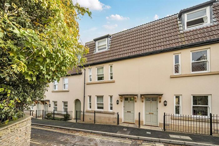 3 Bedroom Terraced House For Sale In Ladds Lane, Chippenham, SN15