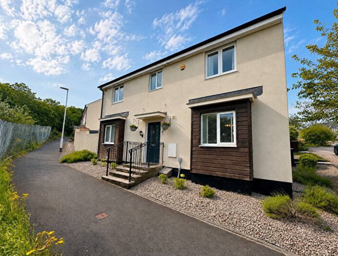 4 Bedroom Detached House For Sale In Fleetwood Gardens, Southway, Plymouth, PL6