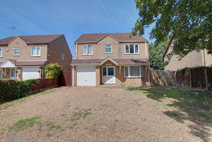 4 Bedroom Detached House For Sale In Dock Road, Chatteris, PE16