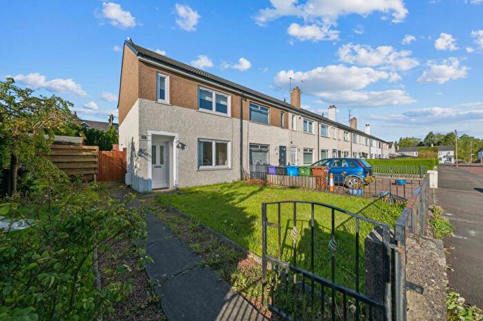 2 Bedroom End Of Terrace House For Sale In Carnwath Avenue, Newlands, Glasgow, G43