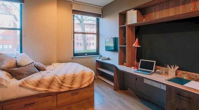 Studio To Rent In East Street, Reading, RG1