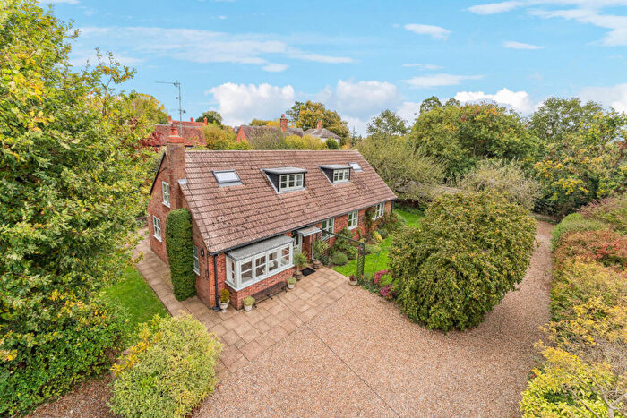 5 Bedroom Detached Bungalow For Sale In Hammer Lane, Warborough, OX10