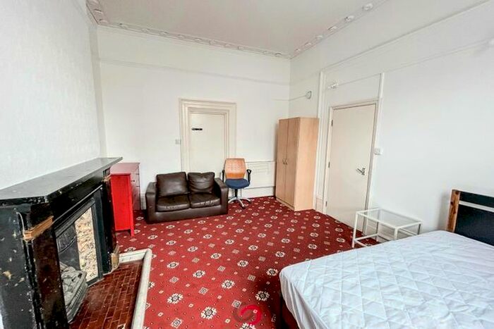 1 Bedroom Flat To Rent In Caledonian Road, London, N1