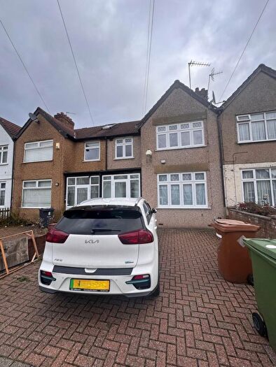 3 Bedroom Terraced House To Rent In Hibbert Road, Harrow, Middlesex, HA3