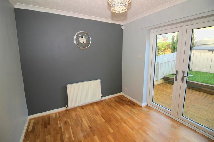 2 Bedroom Terraced House For Sale In Gennys Close, St. Anns Chapel, PL18 - Photo 4