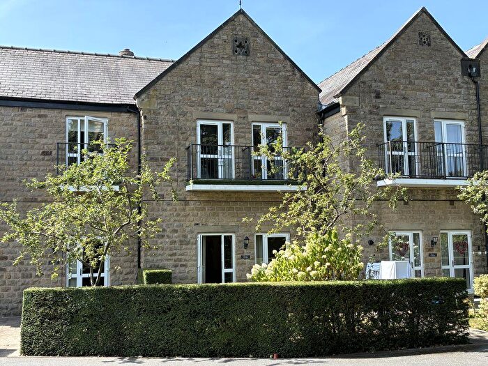 2 Bedroom Detached House To Rent In Sandfield Avenue, Leeds, LS6