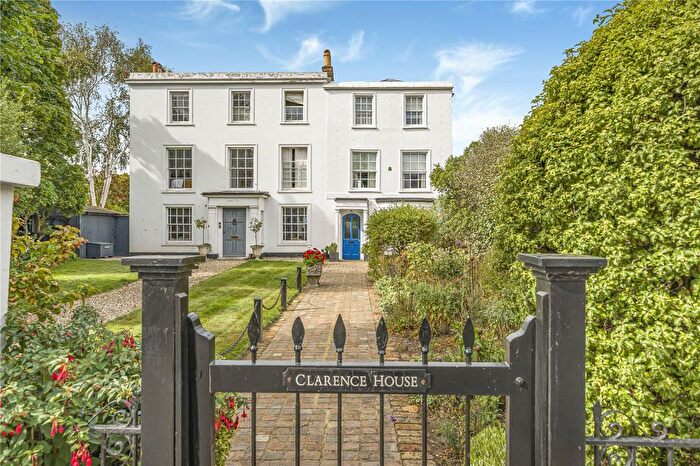 5 Bedroom Detached House For Sale In Park Road, Teddington, TW11